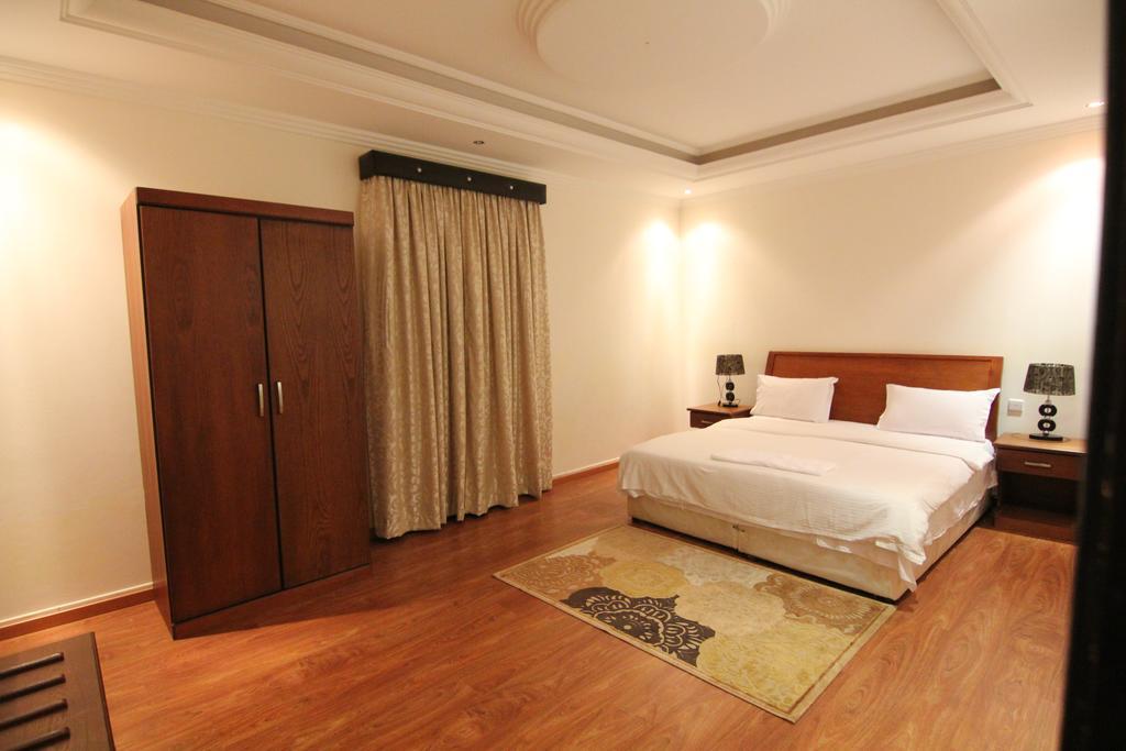 Towlan Hotel Suites 1 Riyadh Room photo